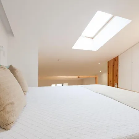 Alfama Fado Loft